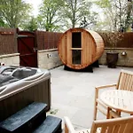 Crab Manor